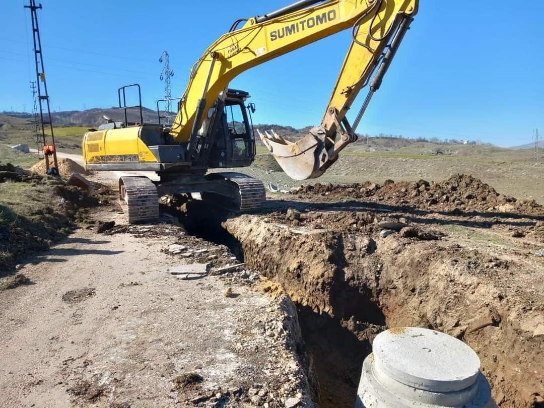 G&ouml;lbaşı&rsquo;nda altyapı &ccedil;alışmaları devam ediyor
