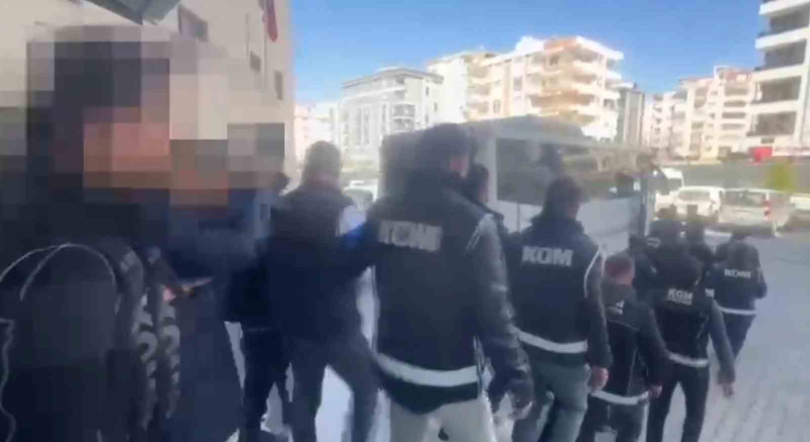 Şanlıurfa’da suç örgütü operasyonu: 13 tutuklama