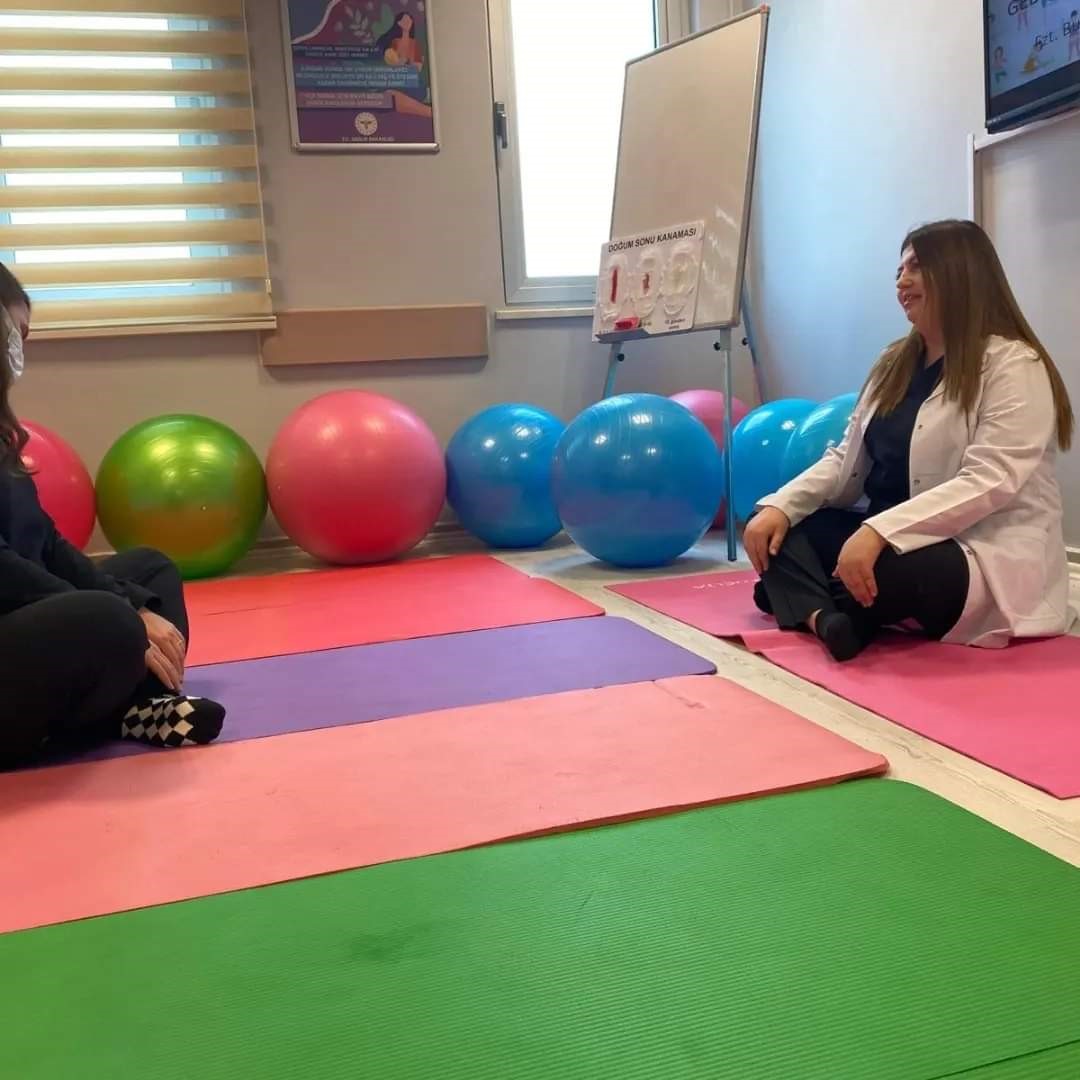 Babaeski&rsquo;de anne adaylarına sağlıklı doğum eğitimi verildi
