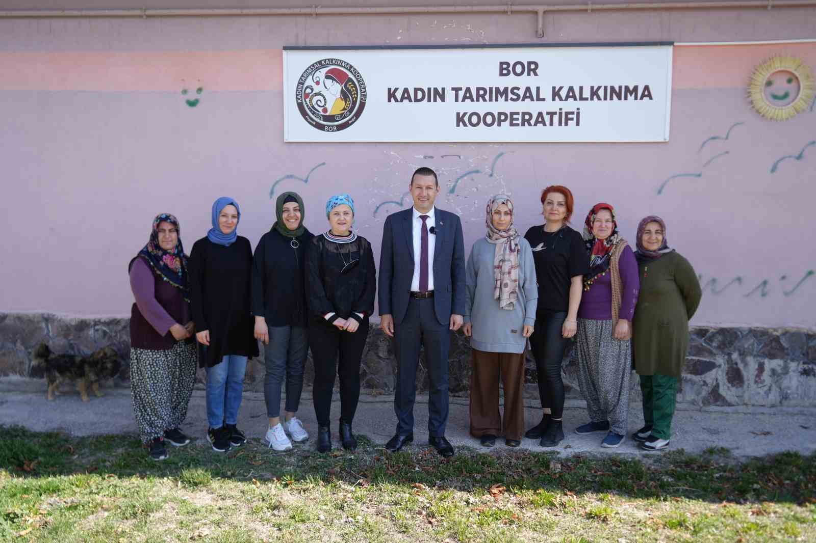 Üretken kadınlar yöresel ürünlere değer katıyor
