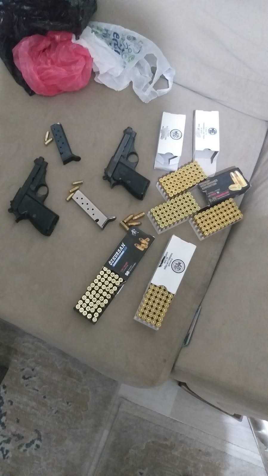 Diyarbakır’da kaçak silah operasyonu: 8 tabanca ele geçirildi