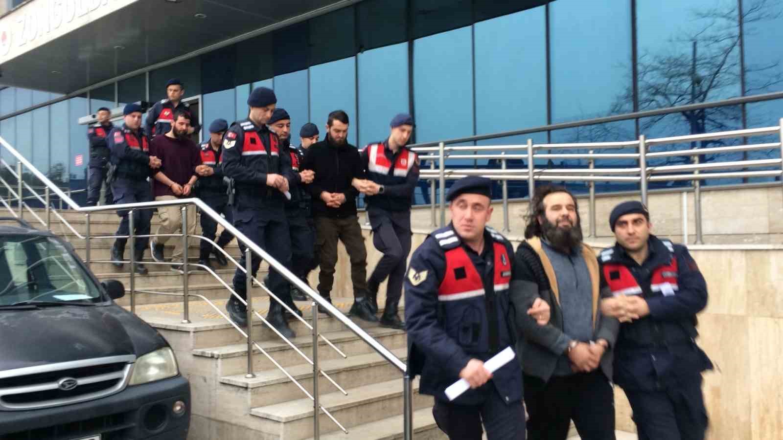 DEAŞ’a finansman sağlayan 4 zanlı tutuklandı