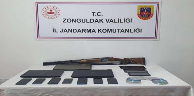 DEAŞ&rsquo;a finansman sağlayan 4 zanlı tutuklandı
