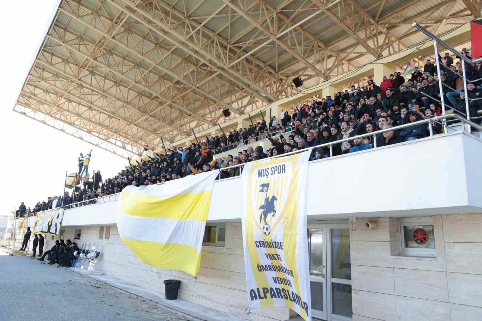 Taraftarın neden olduğu saha olaylarında Muş 1984 Muşspor’a 14 bin TL ceza verildi
