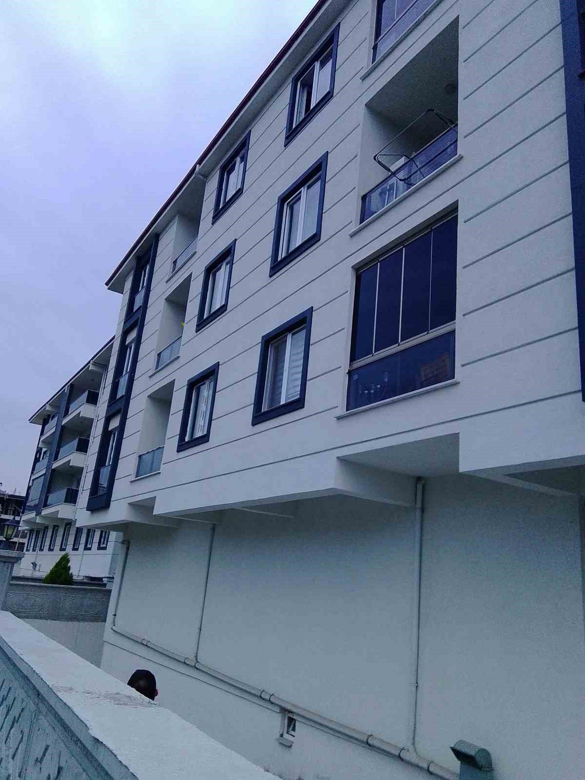 3. kattan d&uuml;şen otizmli &ccedil;ocuk hayatını kaybetti
