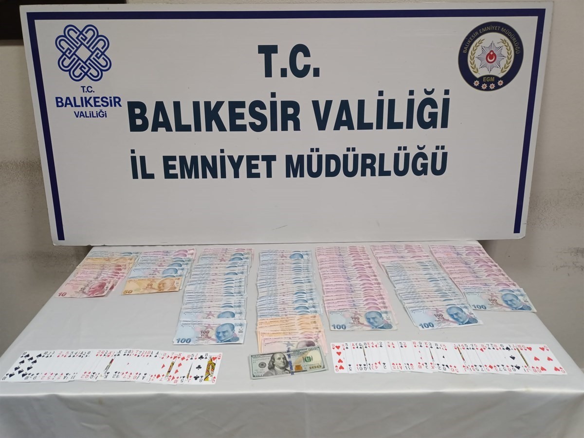 Balıkesir’de kumar oynatan 3 şahsa operasyon