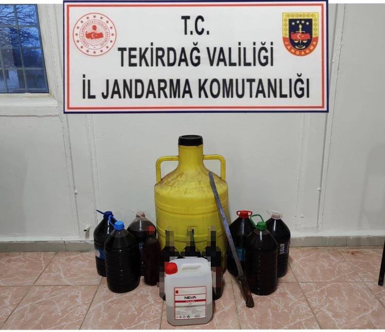 Tekirdağ’da 120 litre kaçak alkol ele geçirildi