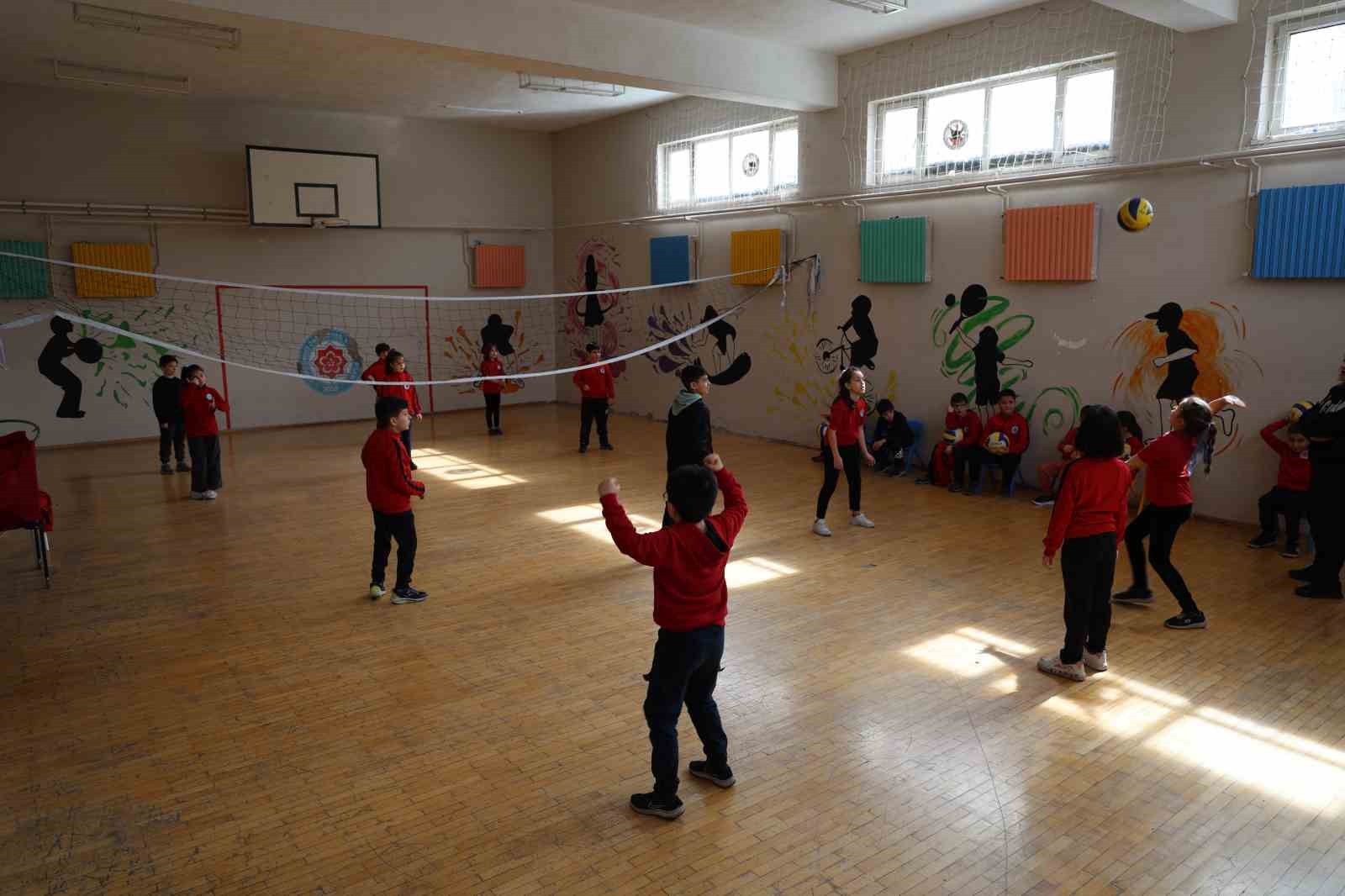 Bu okulda yetenekler akademik başarı ile buluşuyor
