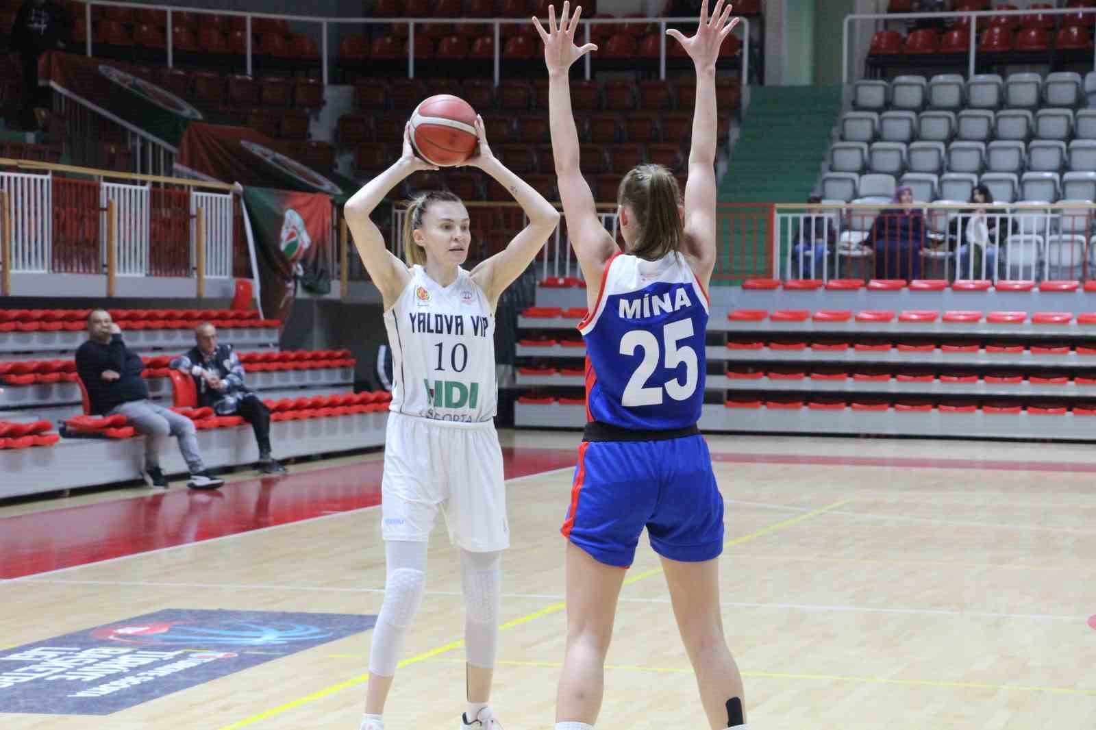 Yalova VİP, evinde rahat kazandı
