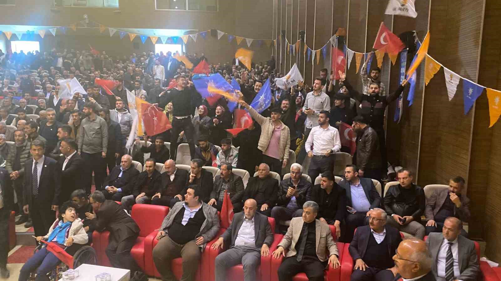 AK Parti Adıyaman Belediye Başkan Adayı Polat projelerini tek tek anlattı
