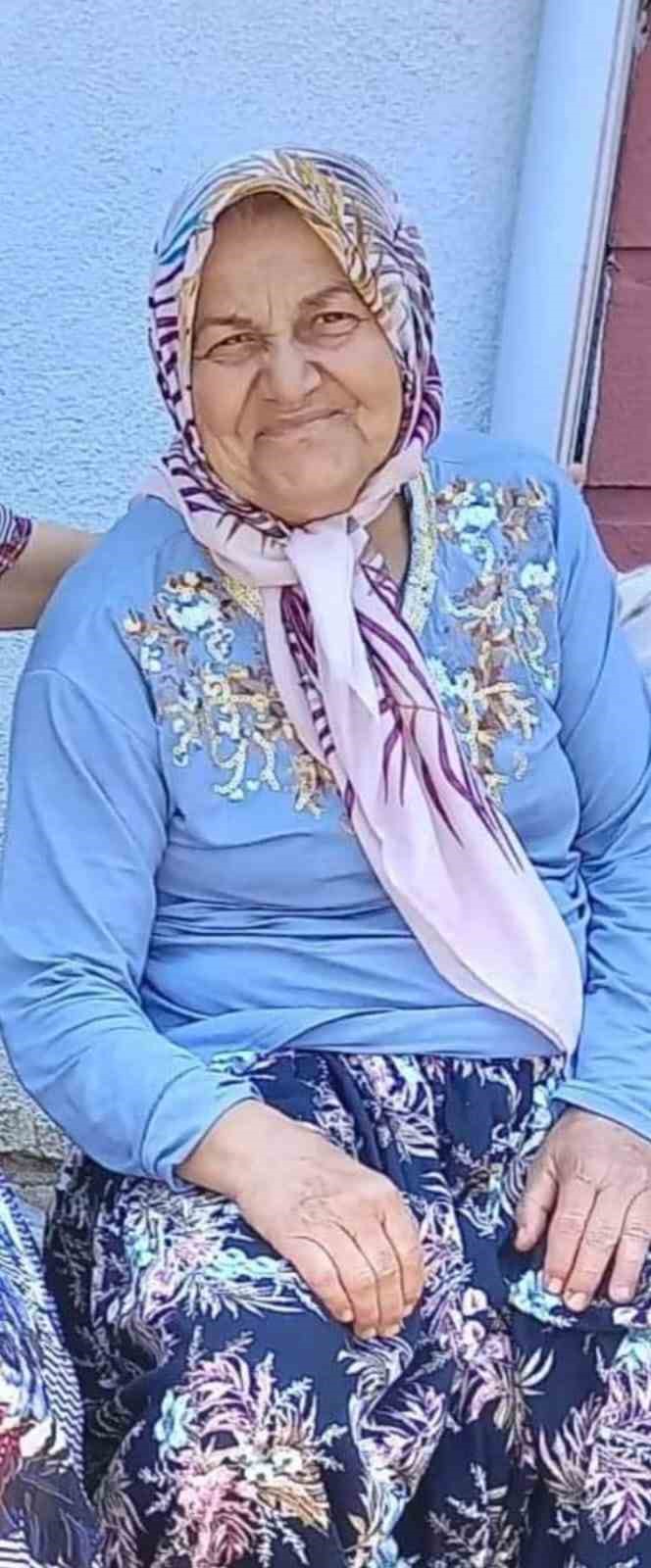 Çanakkale’de karşıdan karşıya geçerken otomobilin çarptığı yaya hayatını kaybetti
