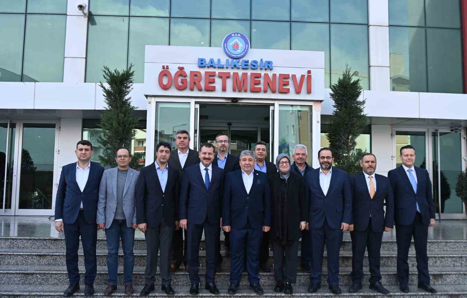 Başkan Yılmaz&rsquo;dan sağlık &ccedil;alışanlarına m&uuml;jde
