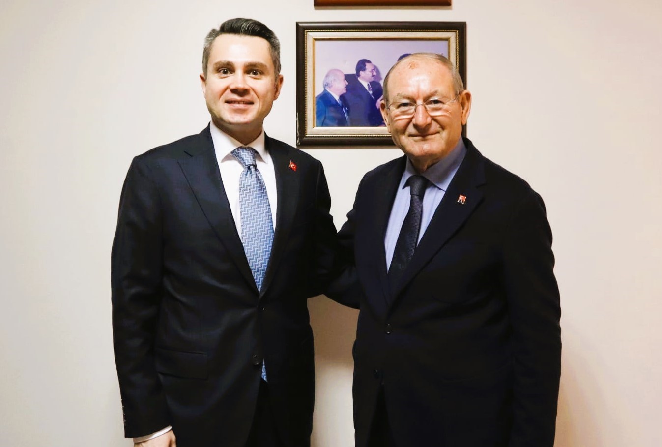 AK Partili Başer’in CHP’li Marım’a sıra dışı ziyareti 35 yıllık öyküyü gün yüzüne çıkardı