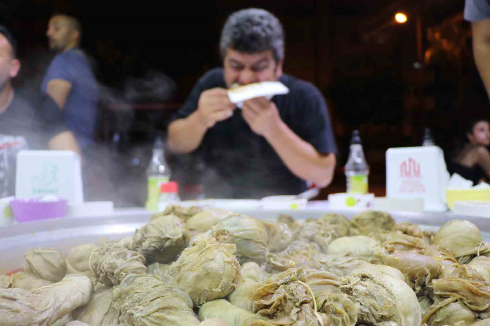 Adana’nın zengin mutfağı Adanalıları obez yaptı
