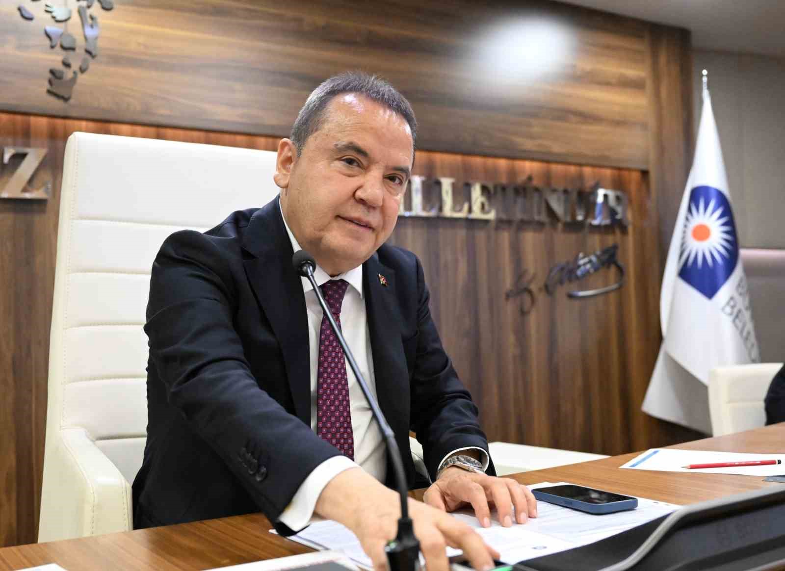 Atatürk’ün Antalya’ya gelişi Koray Avcı konseriyle kutlanacak