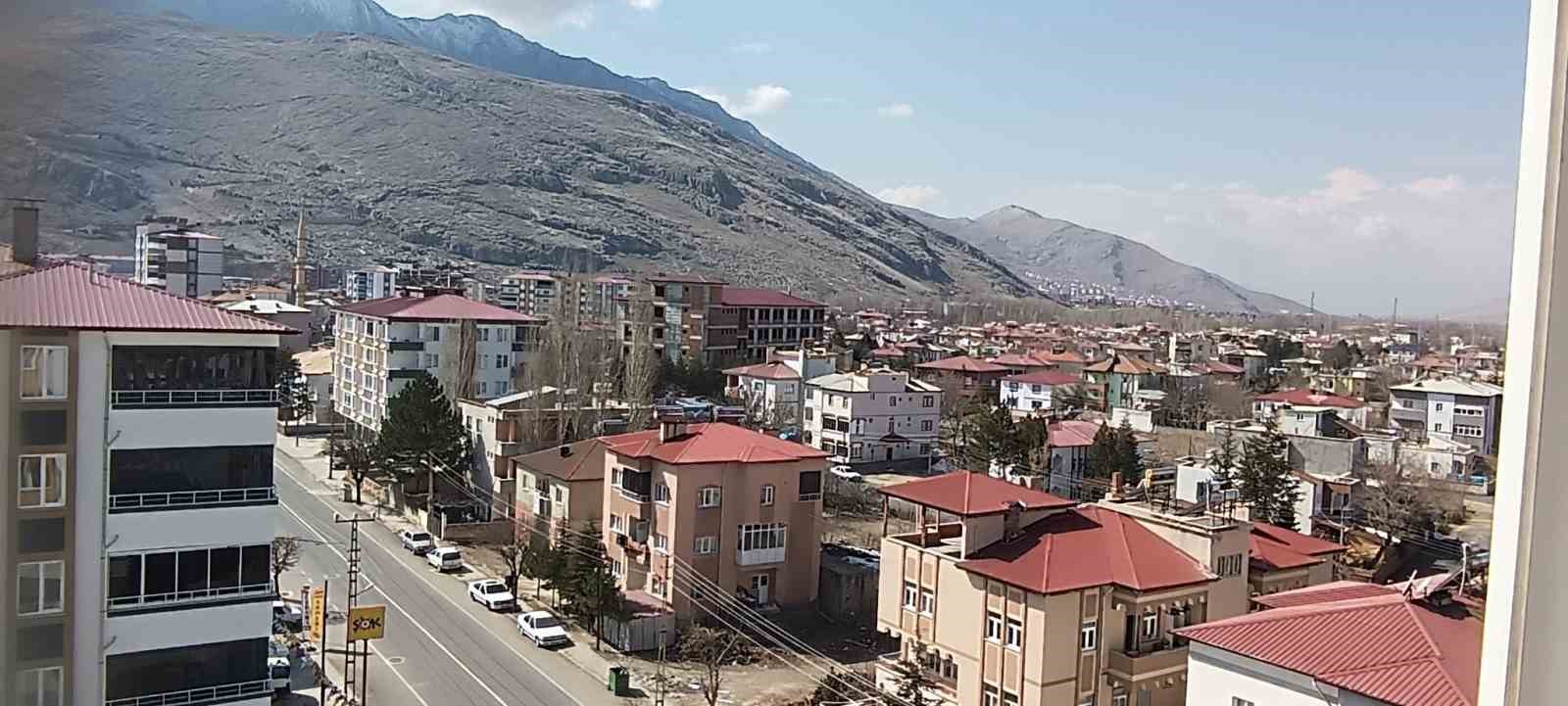 Kahramanmaraş Elbistan’daki deprem paniğe neden olmadı