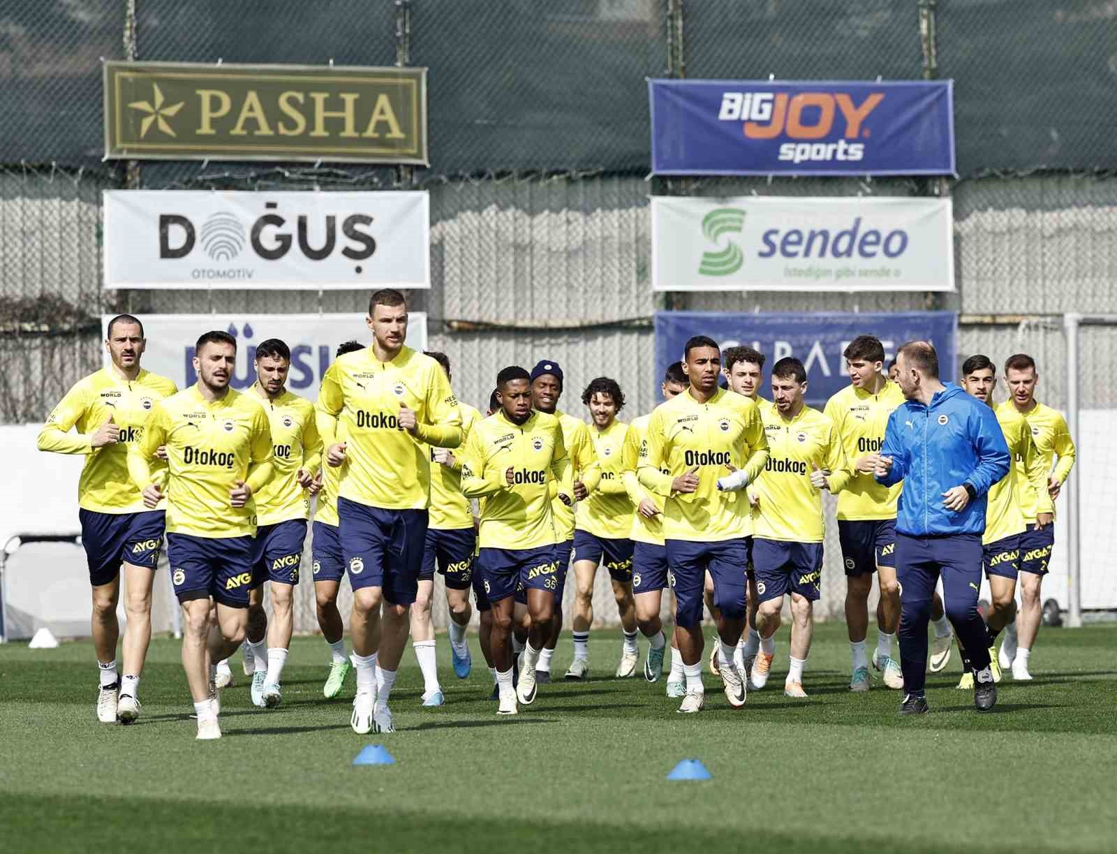 Fenerbahçe’de, Union Saint-Gilloise maçı hazırlıkları devam etti