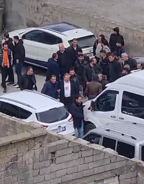 Tatvan Belediye Başkan Yardımcısı Ökmen’e silahlı saldırıya ait yeni görüntüler ortaya çıktı