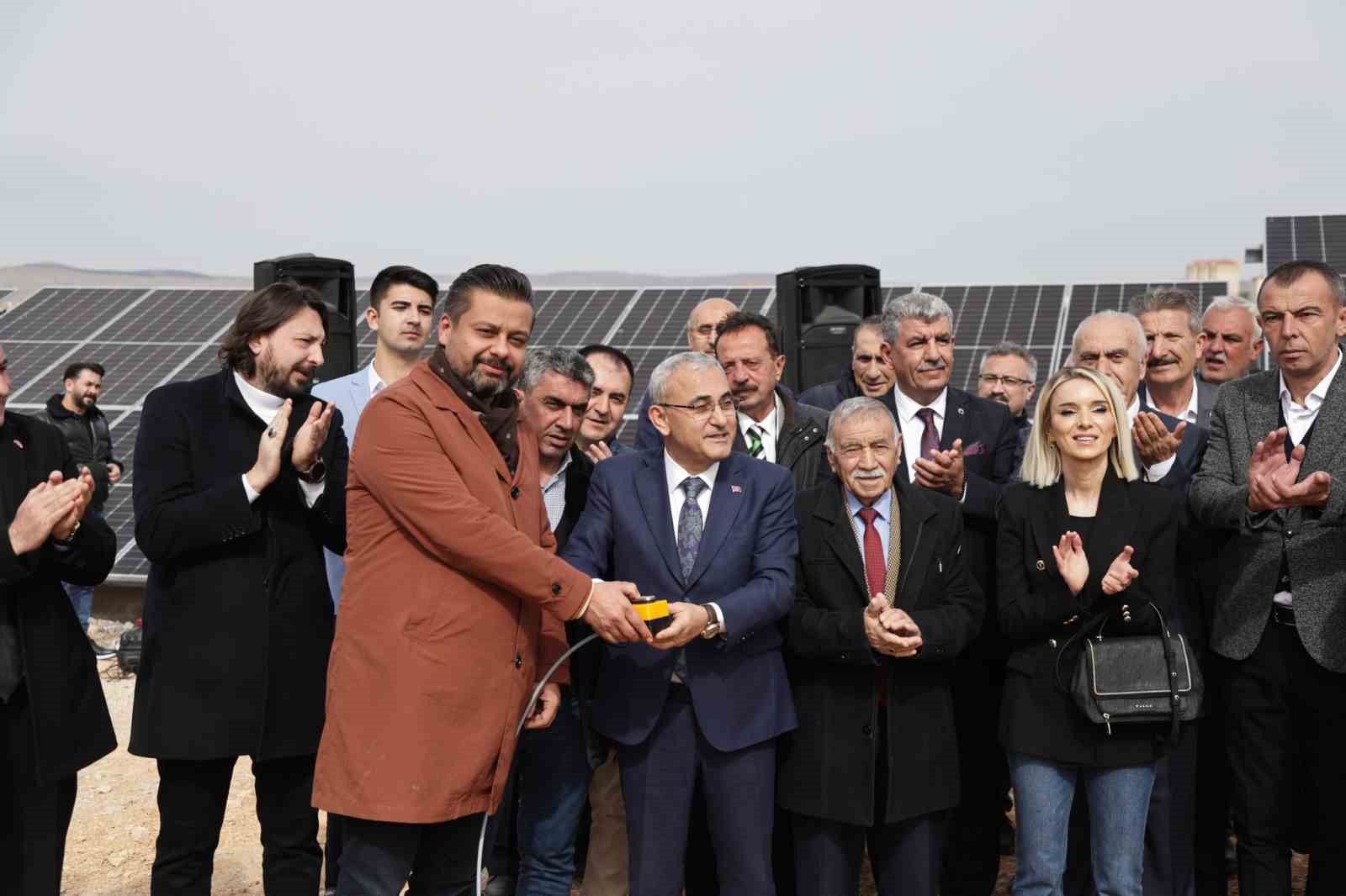 K&uuml;tahya&rsquo;da yıllık 20 milyon TL tasarruf sağlayacak GES hizmete sunuldu
