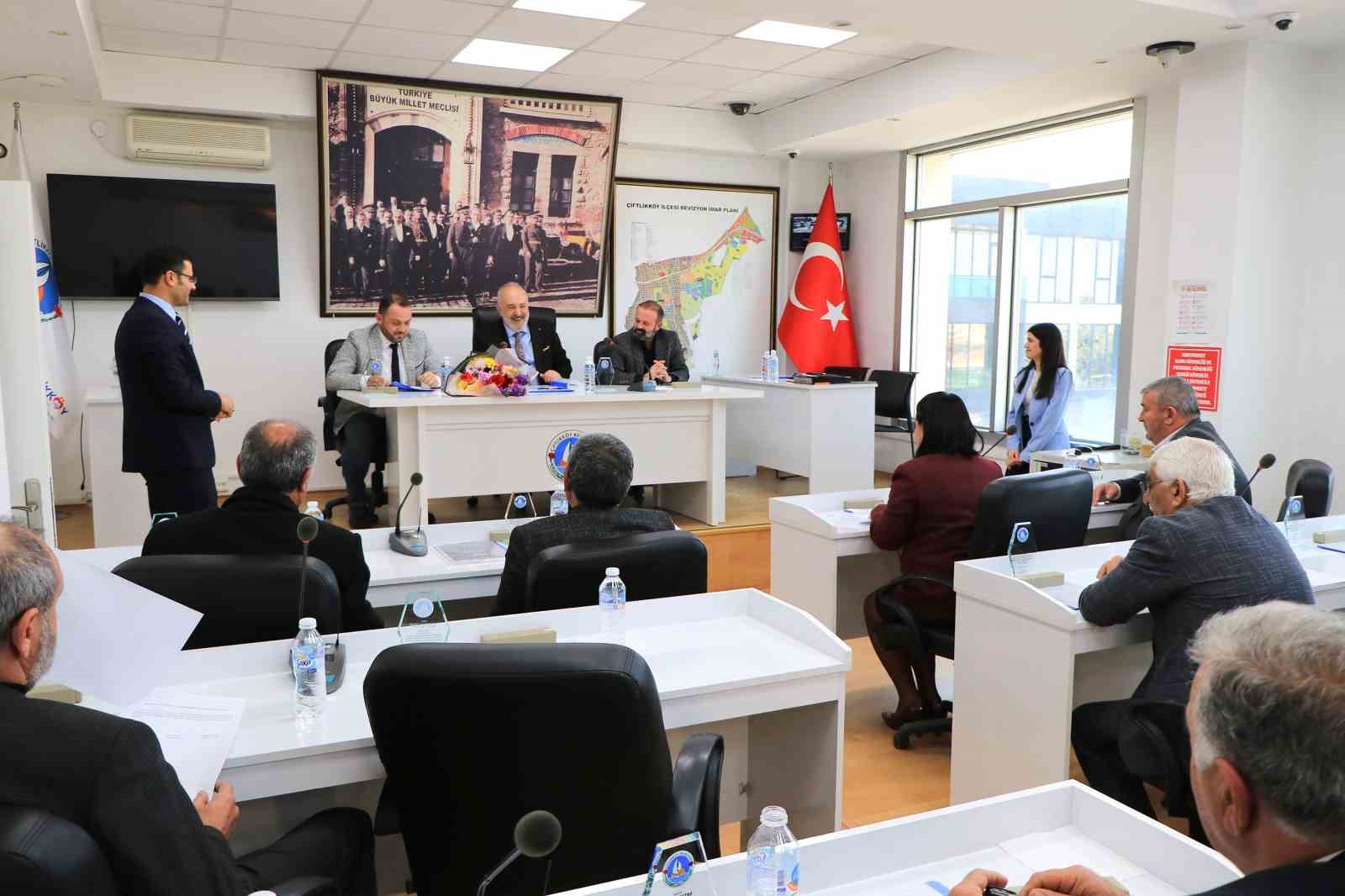 Başkan Silpagar, &ldquo;&Ccedil;iftlikk&ouml;y&rsquo;&uuml;n bir adım &ouml;teye gitmesi i&ccedil;in &ccedil;alıştık&rdquo;
