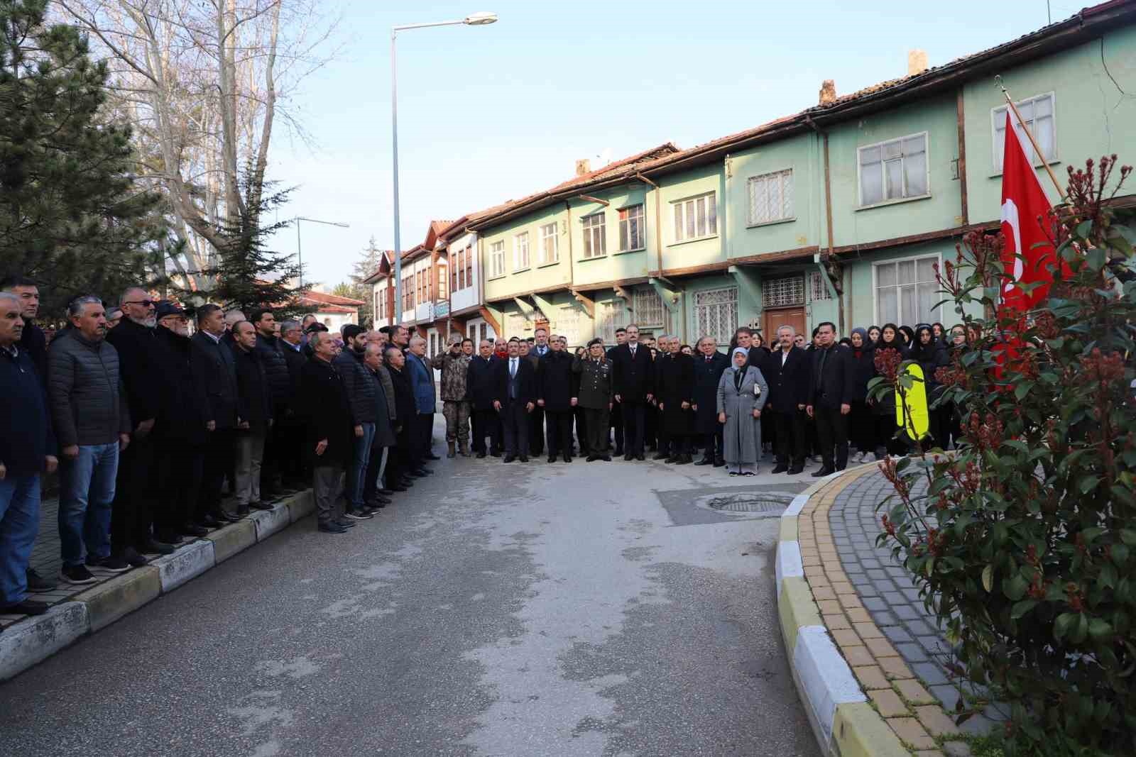 Valiye suikast girişimi sırasında şehit olanlar dualarla anıldı
