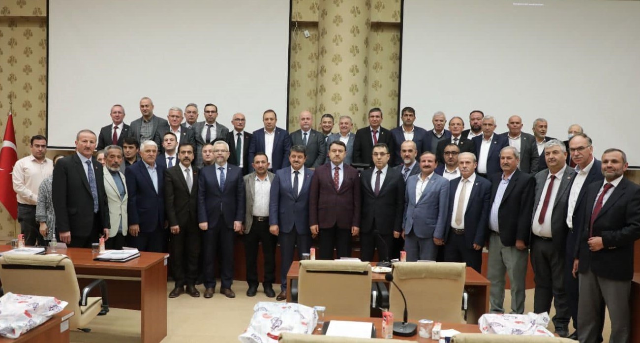 K&uuml;tahya İl Genel Meclisi &uuml;yelerine teşekk&uuml;r plaketi
