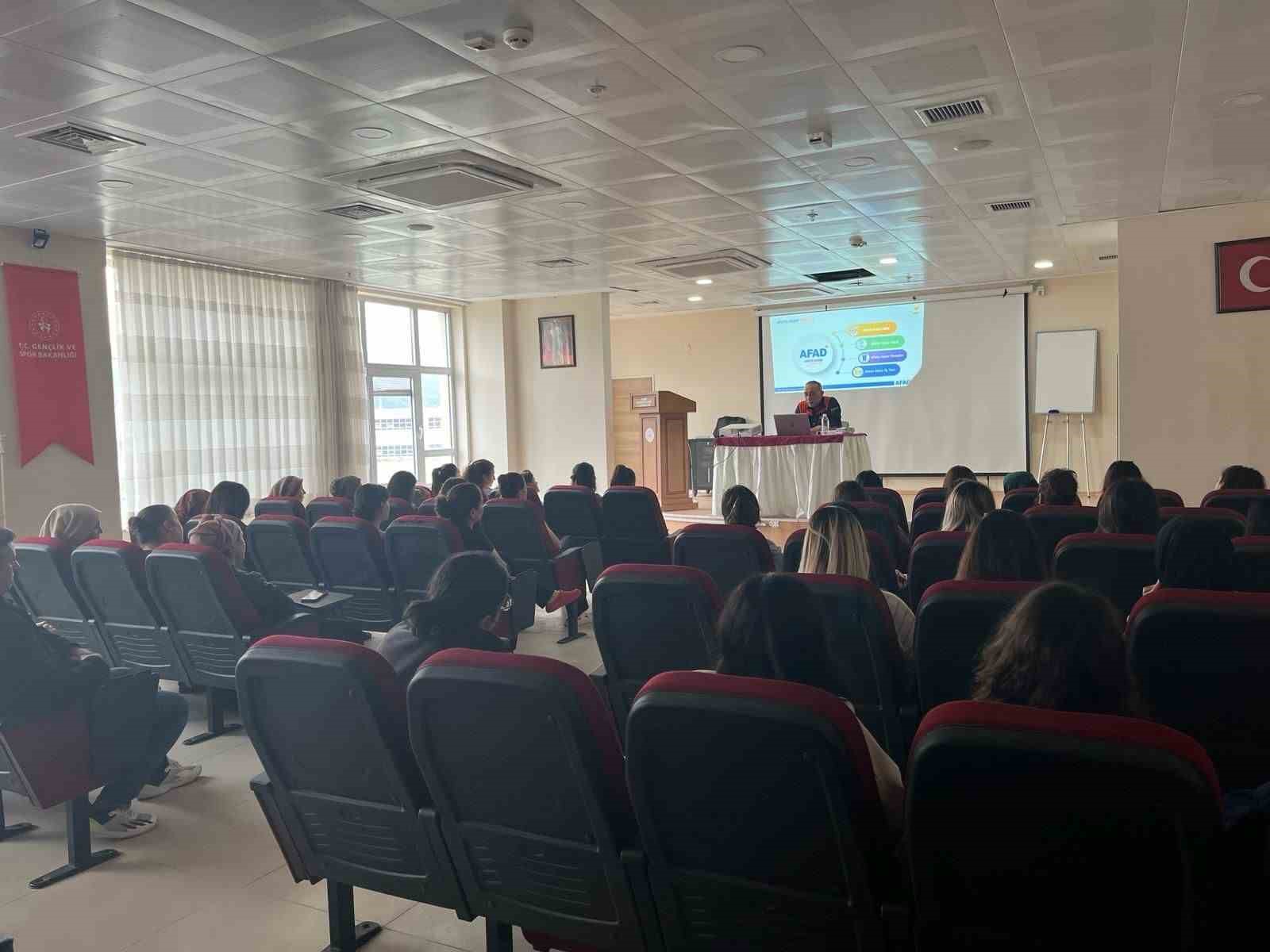 S&ouml;ke&rsquo;de &ouml;ğrencilere farkındalık eğitimi
