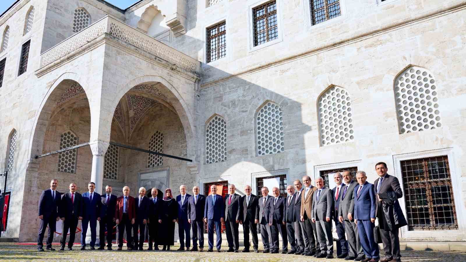 BT&Uuml;&rsquo;de yapay zek&acirc; b&ouml;l&uuml;m&uuml; a&ccedil;ılıyor
