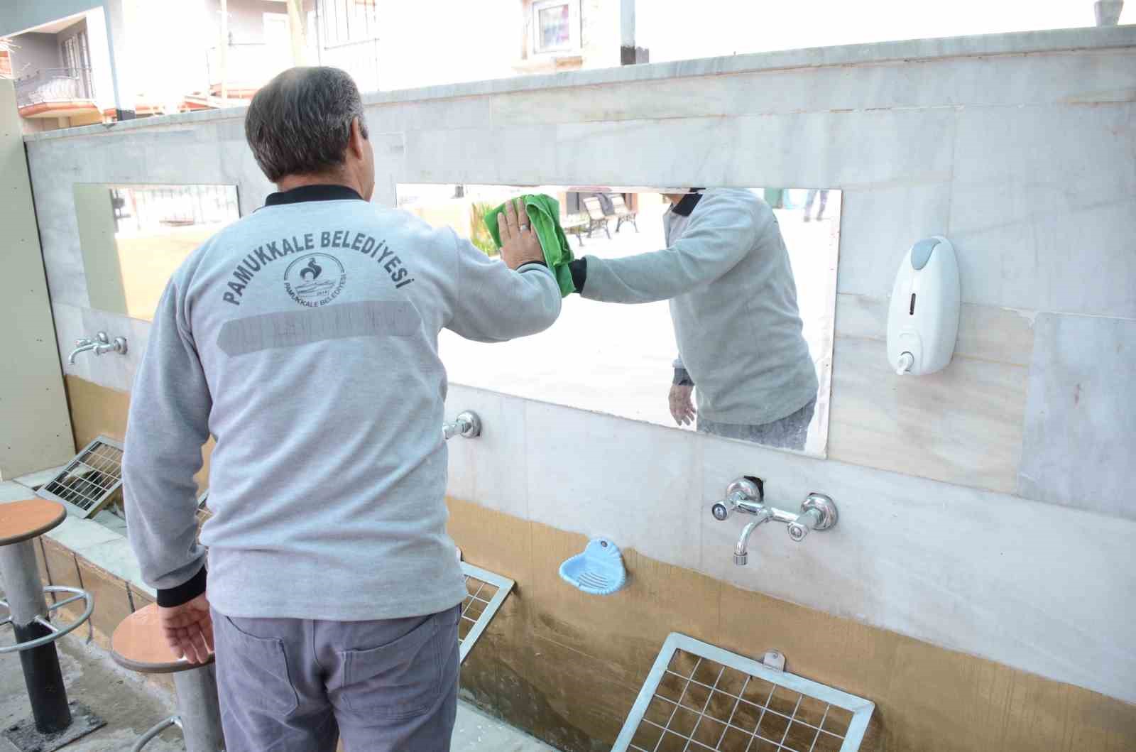 Pamukkale’de camiler Ramazan ayına hazır