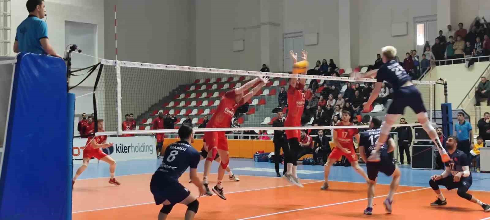 AXA Sigorta Efeler Ligi: T&Uuml;RŞAD: 2 - Arkas Spor: 3

