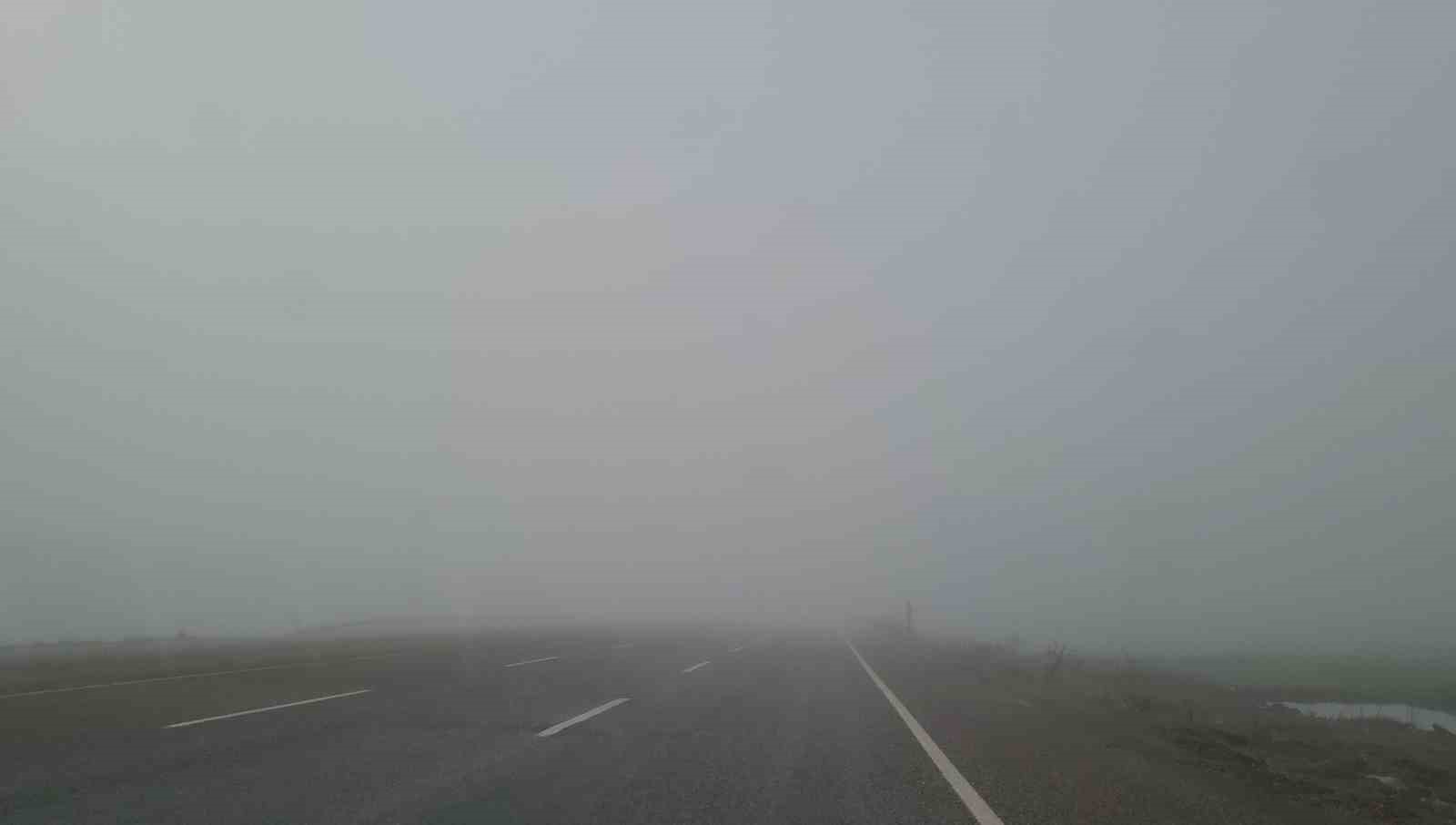 Sis Adıyaman&rsquo;ı etkisi altına aldı
