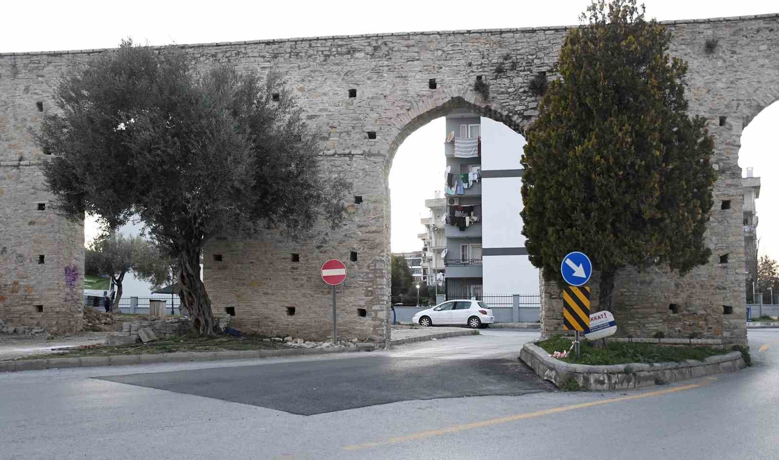 Kuşadası’nın Tarihi Su Kemeri ışıklandırılacak
