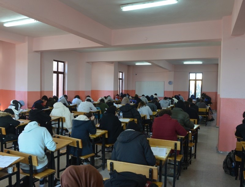 Gediz’de sınav ücreti dekontunu getirenlerin ücretlerini belediye karşılayacak