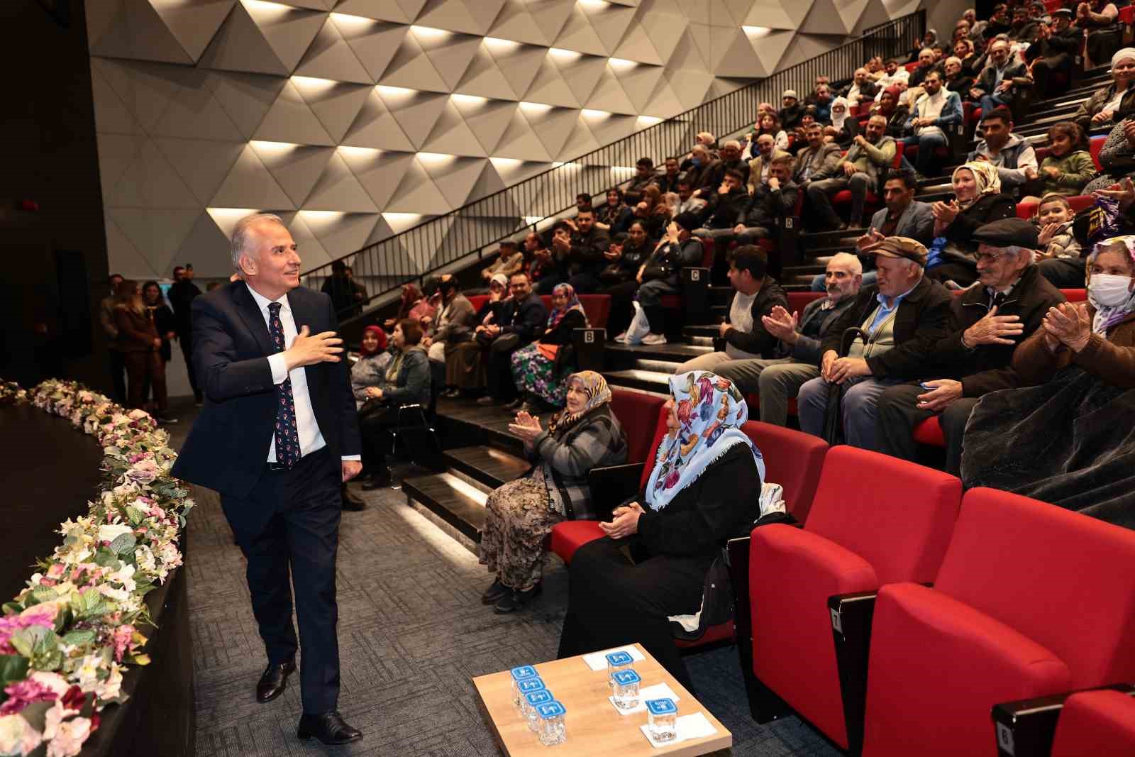 Denizli’de 300 dar gelirli aile Büyükşehir ile doğalgaza kavuştu