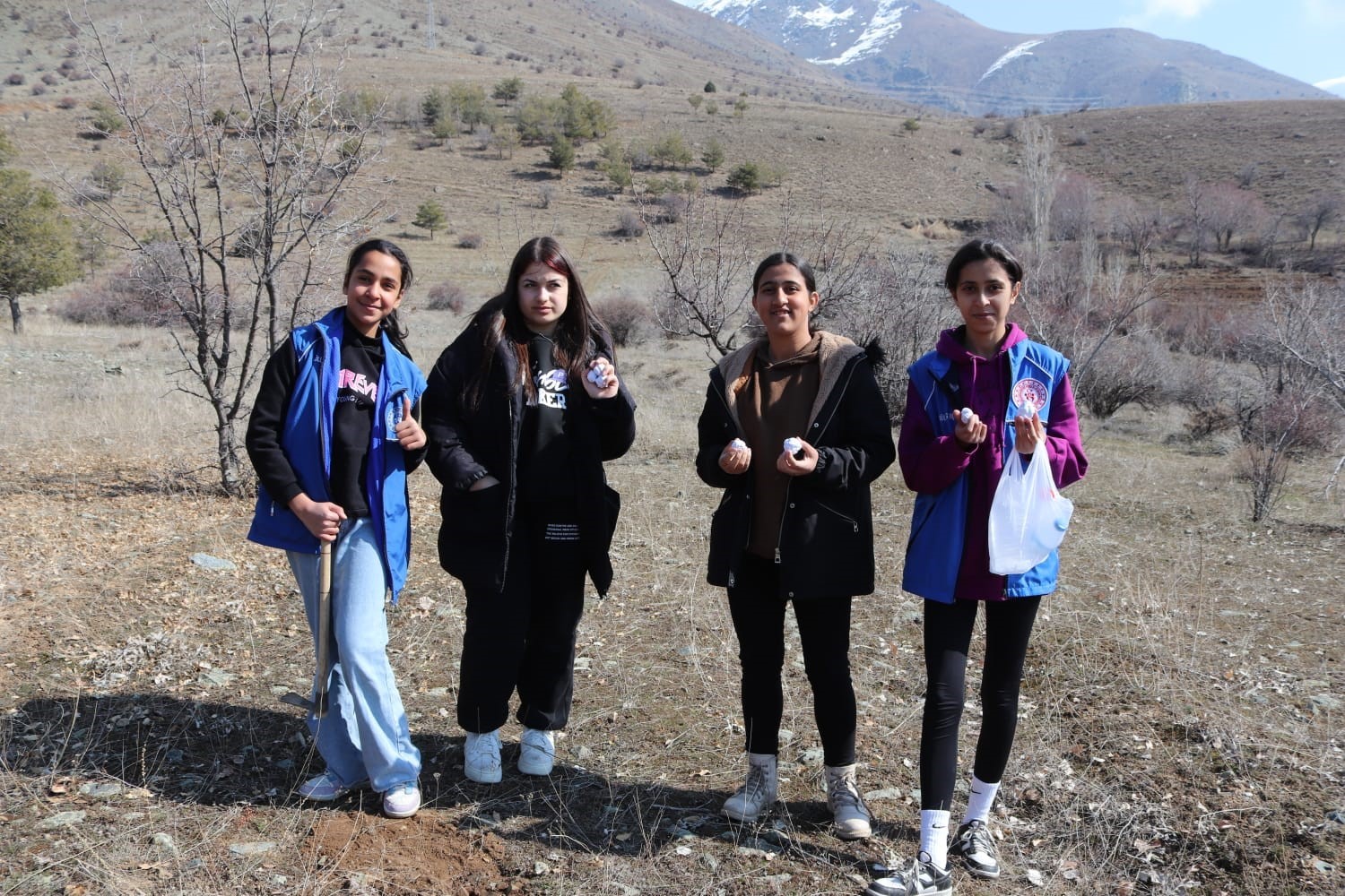 Üzümlü’de örnek bir doğa etkinliği