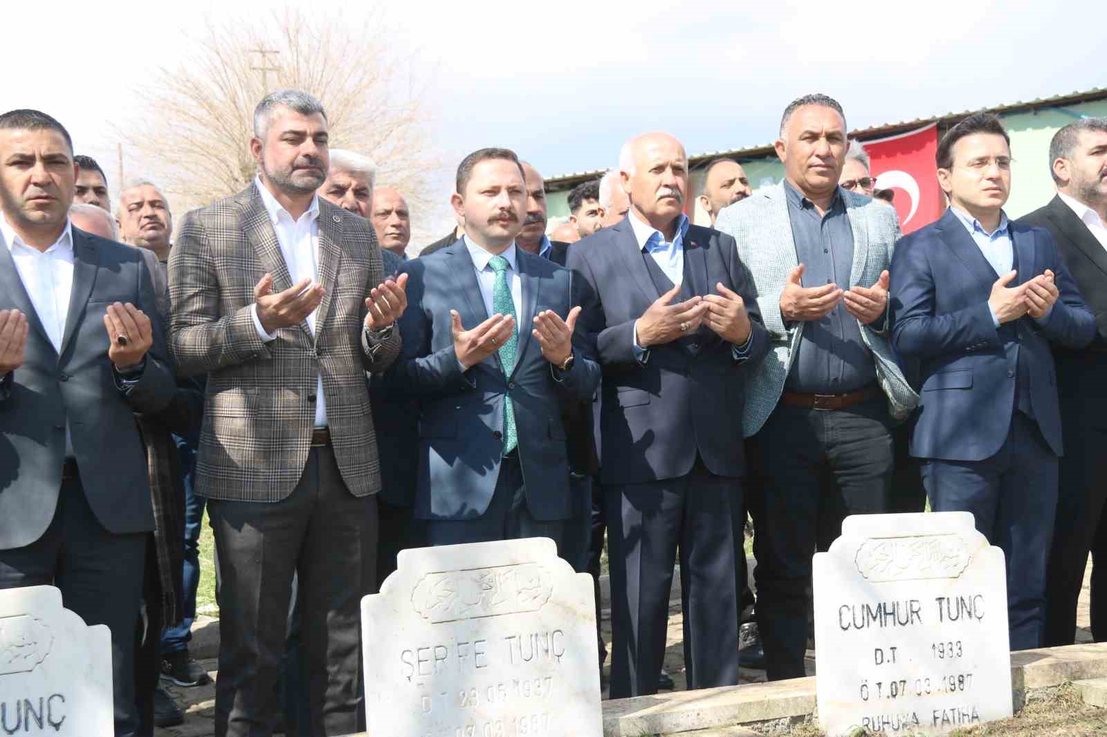 Mardin’de 37 yıl önce PKK’lı teröristlerce katledilen vatandaşlar için tören düzenlendi