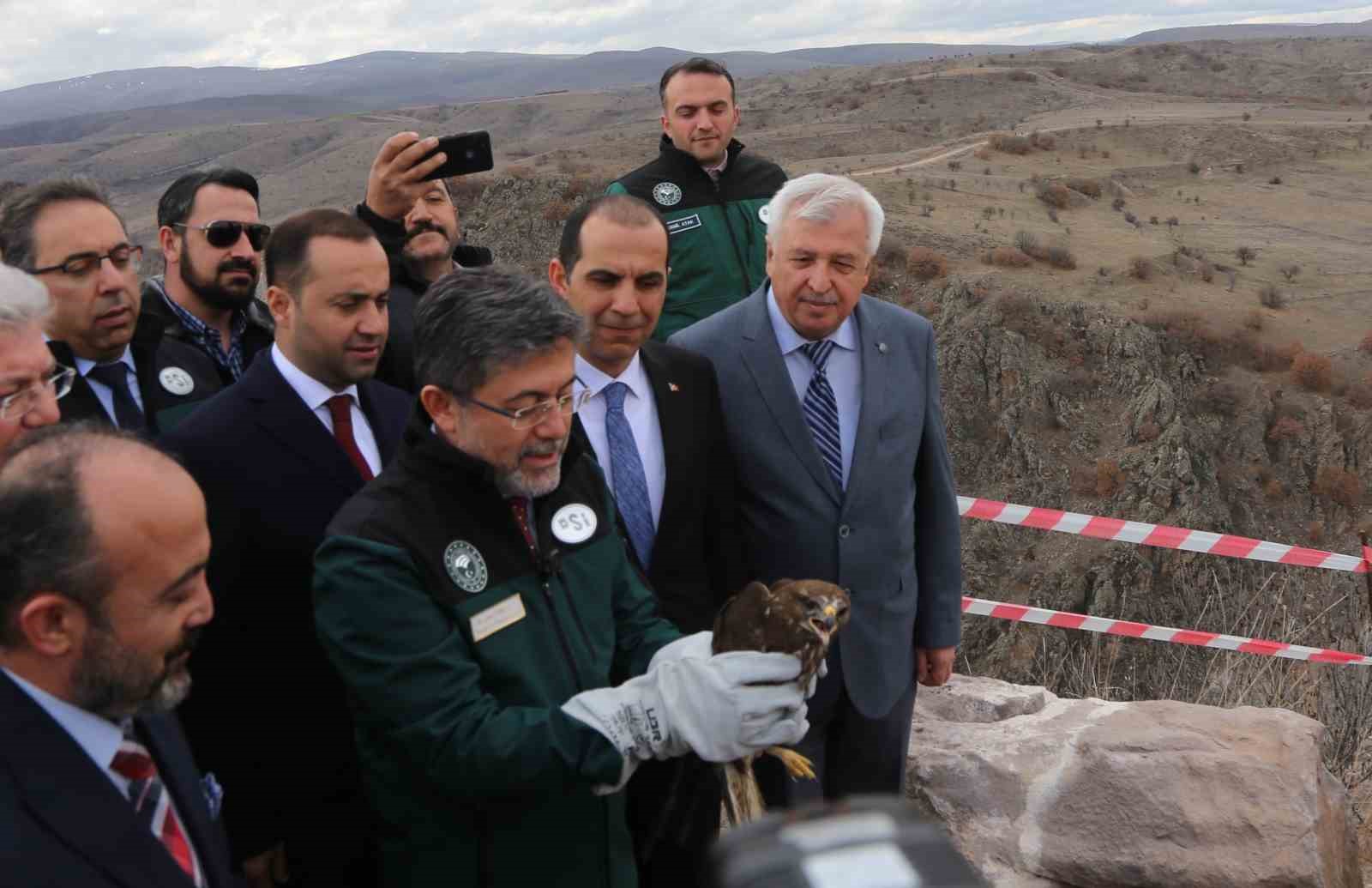 Tarım ve Orman Bakanı İbrahim Yumaklı:
