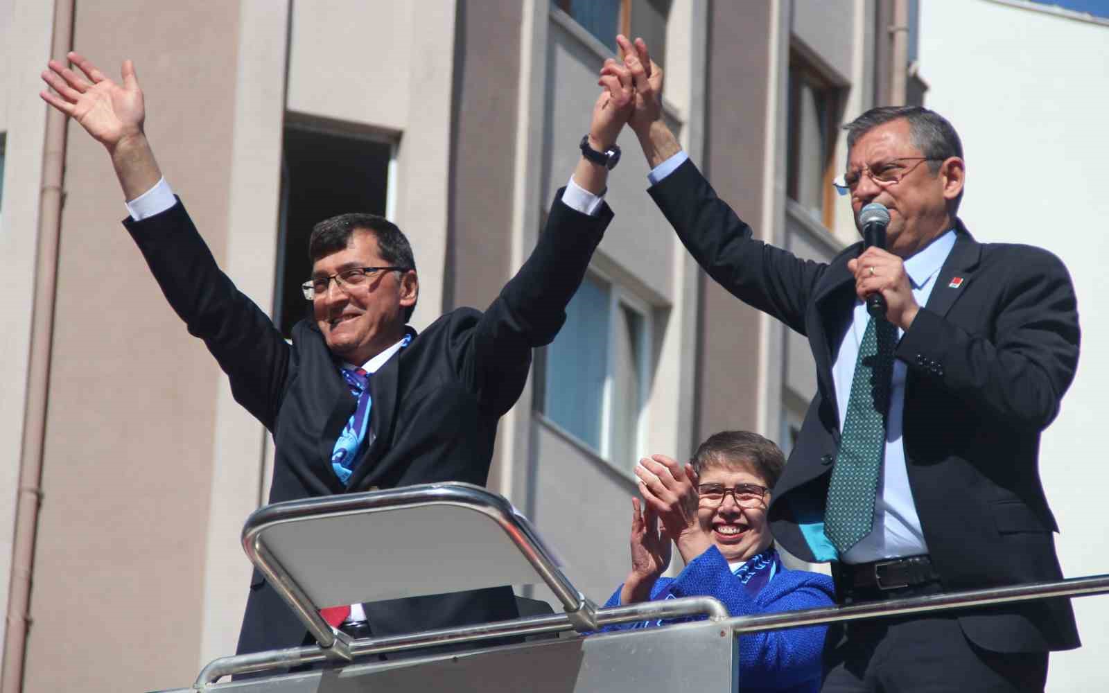 CHP Lideri Özgür Özel: "Tüm adaylar taahhütname imzalayacak"