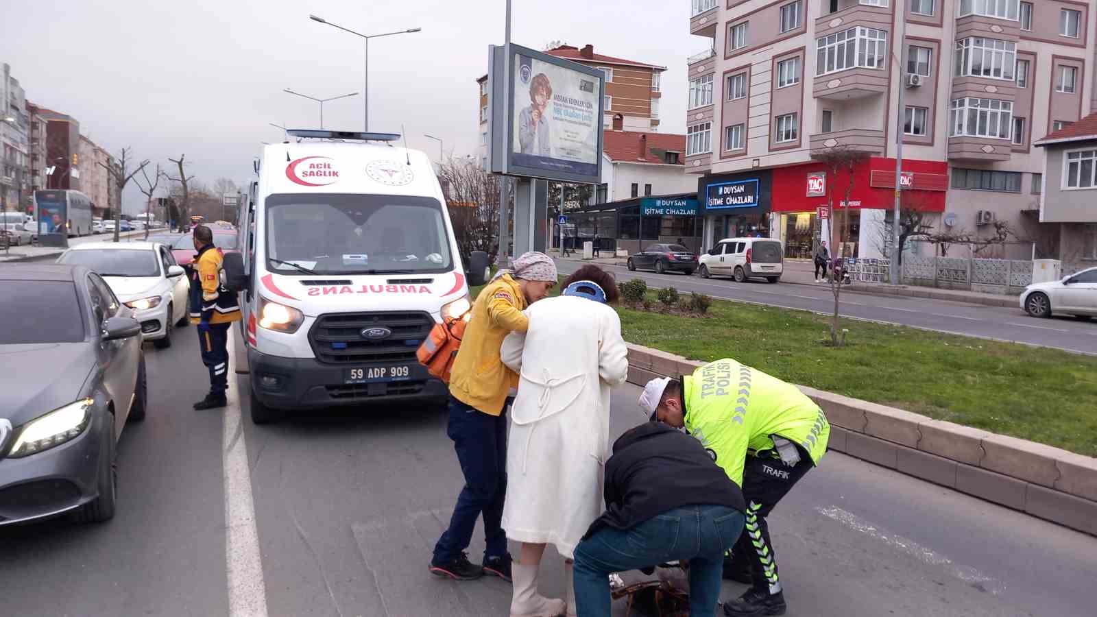 &Ccedil;orlu&rsquo;da trafik kazası: 2 yaralı

