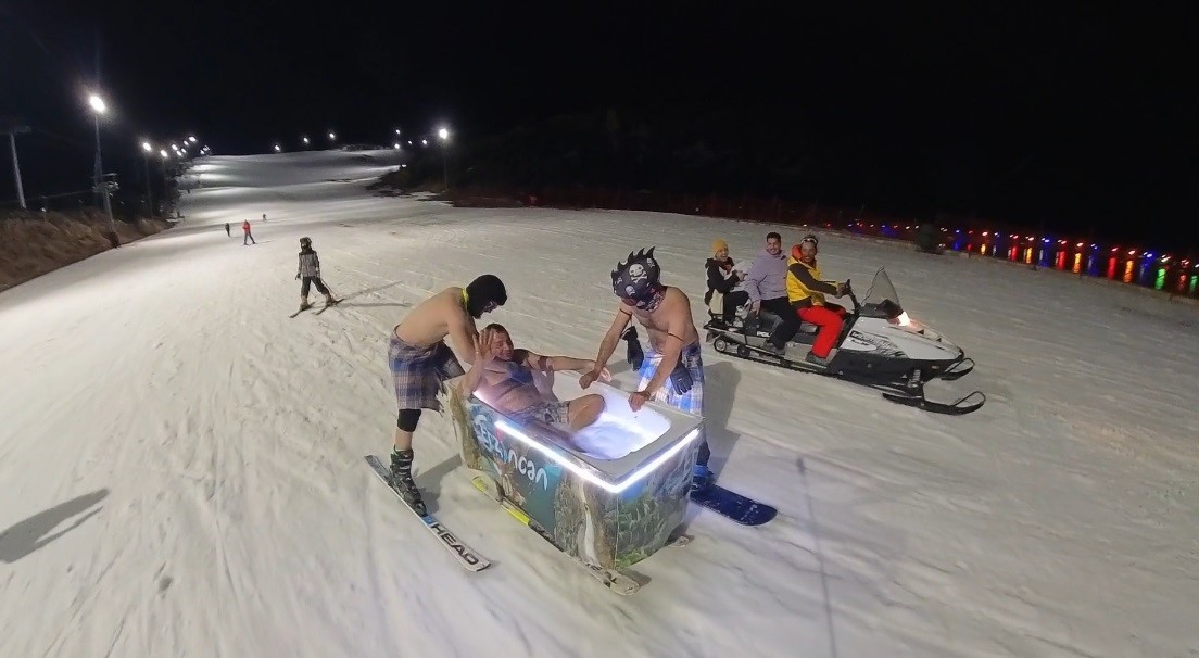 Erzincan&rsquo;da k&uuml;vetle sıra dışı kayak
