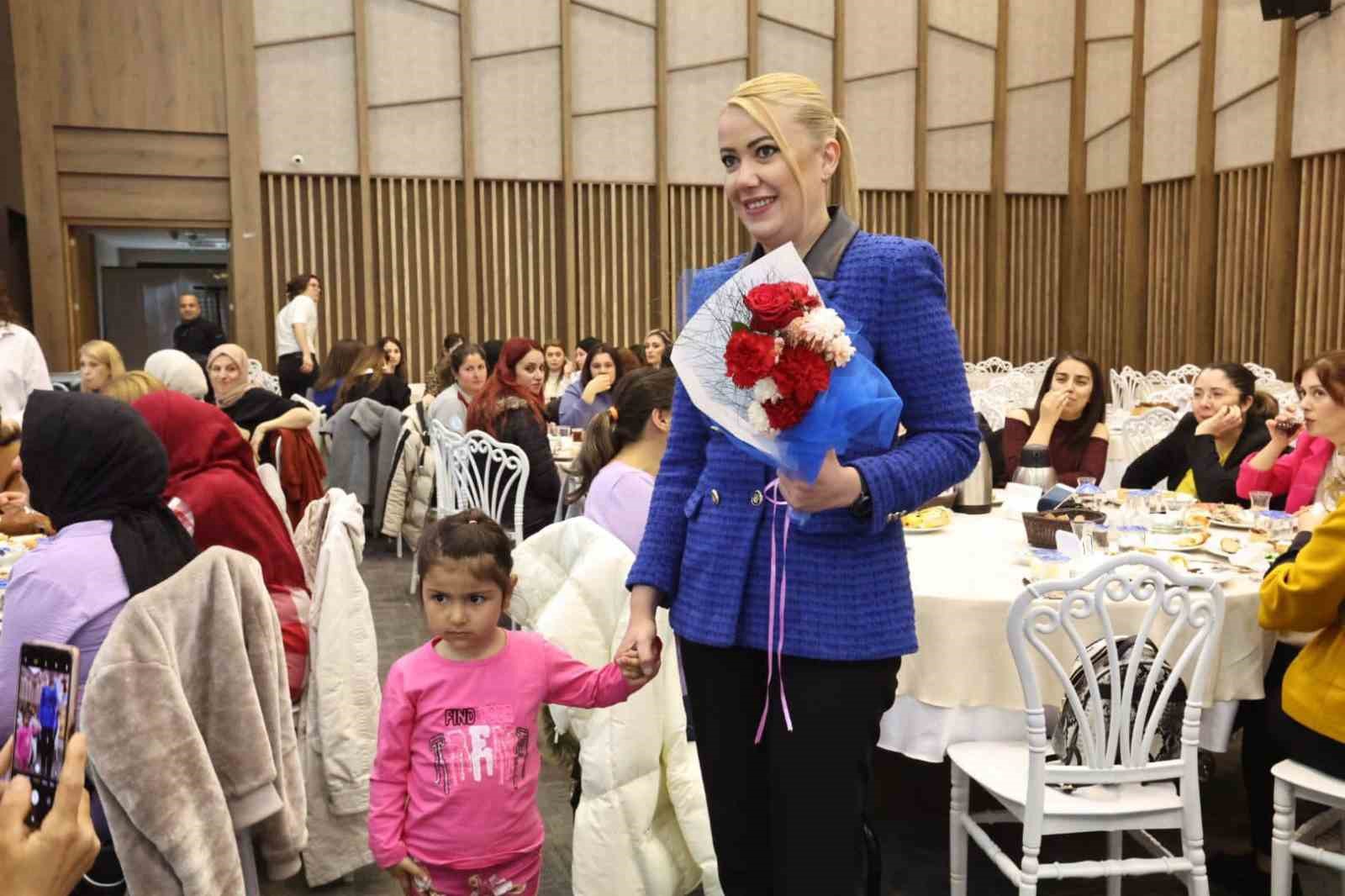 Şeniz Doğan: &ldquo;Merkezefendi kadınlarımız sayesinde mutlu&rdquo;
