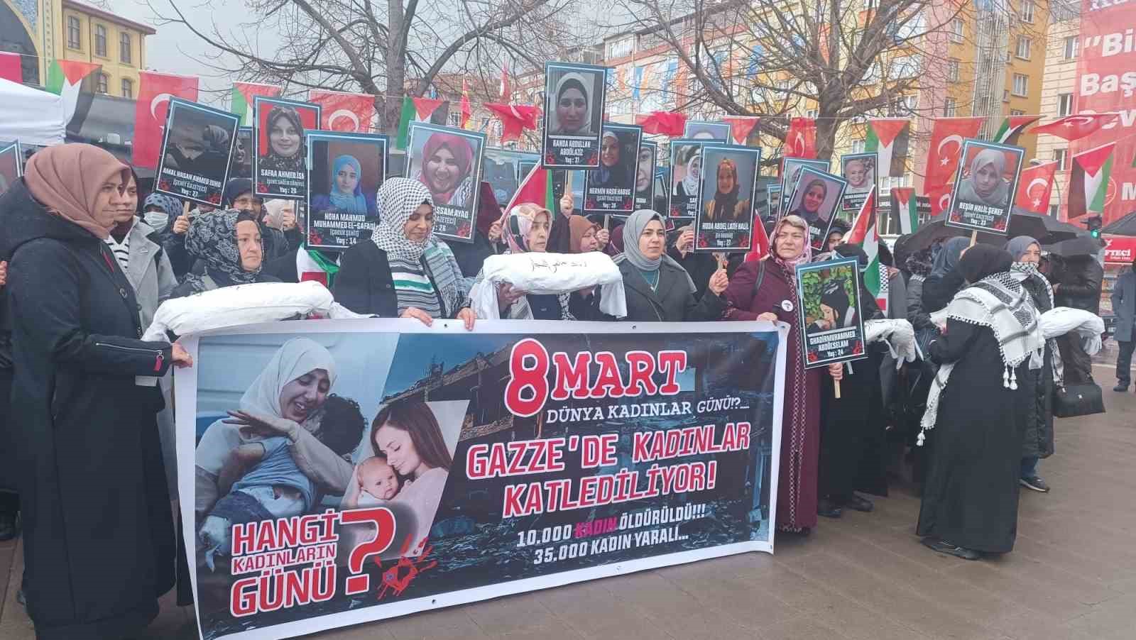 Kütahya’da kadınlar Gazze için yürüdü