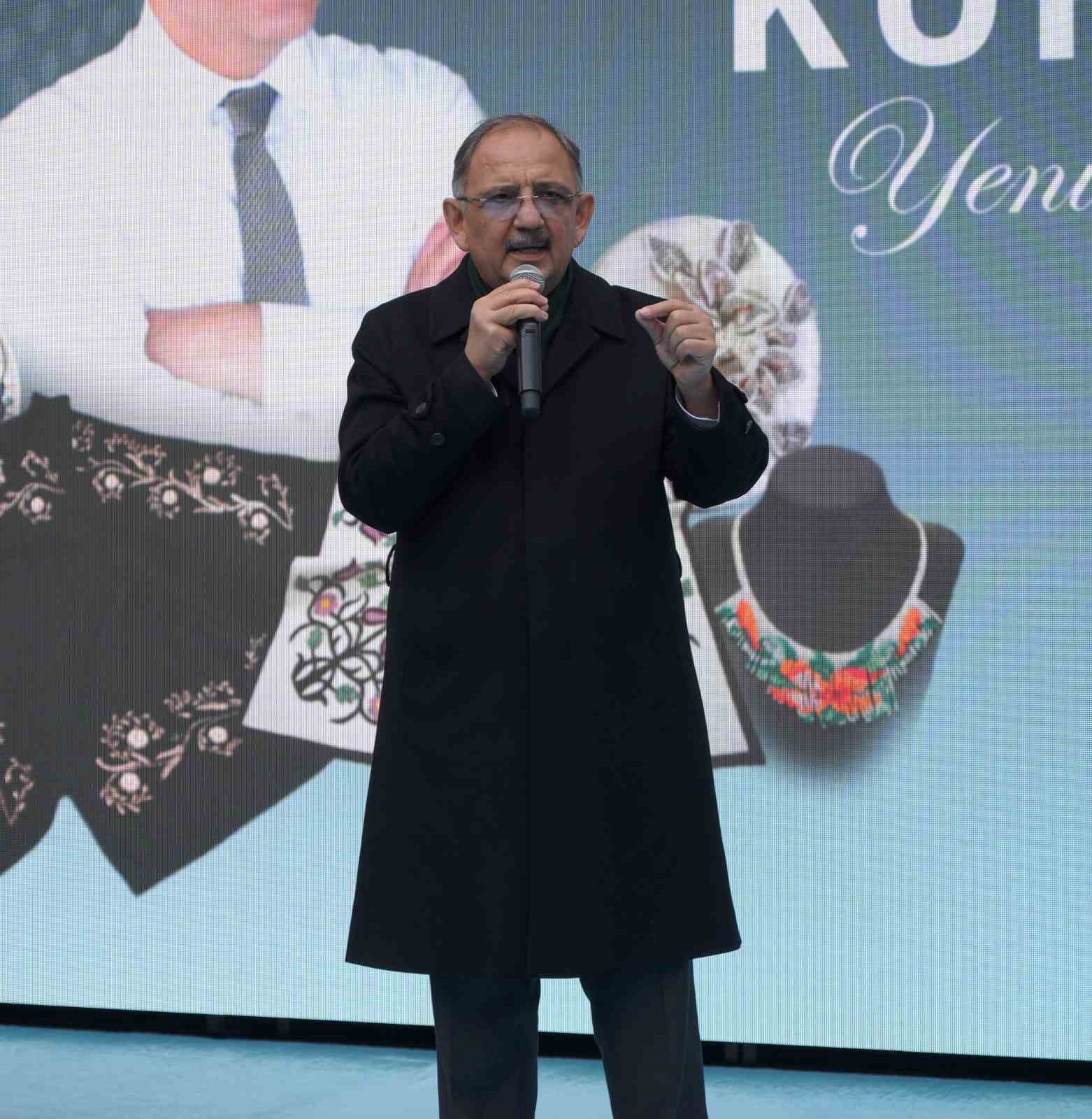 &Ccedil;evre, Şehircilik ve İklim Değişikliği Bakanı &Ouml;zhaseki: "Belediyecilikte 22 yıldır ne s&ouml;z vermişsek yaptık"
