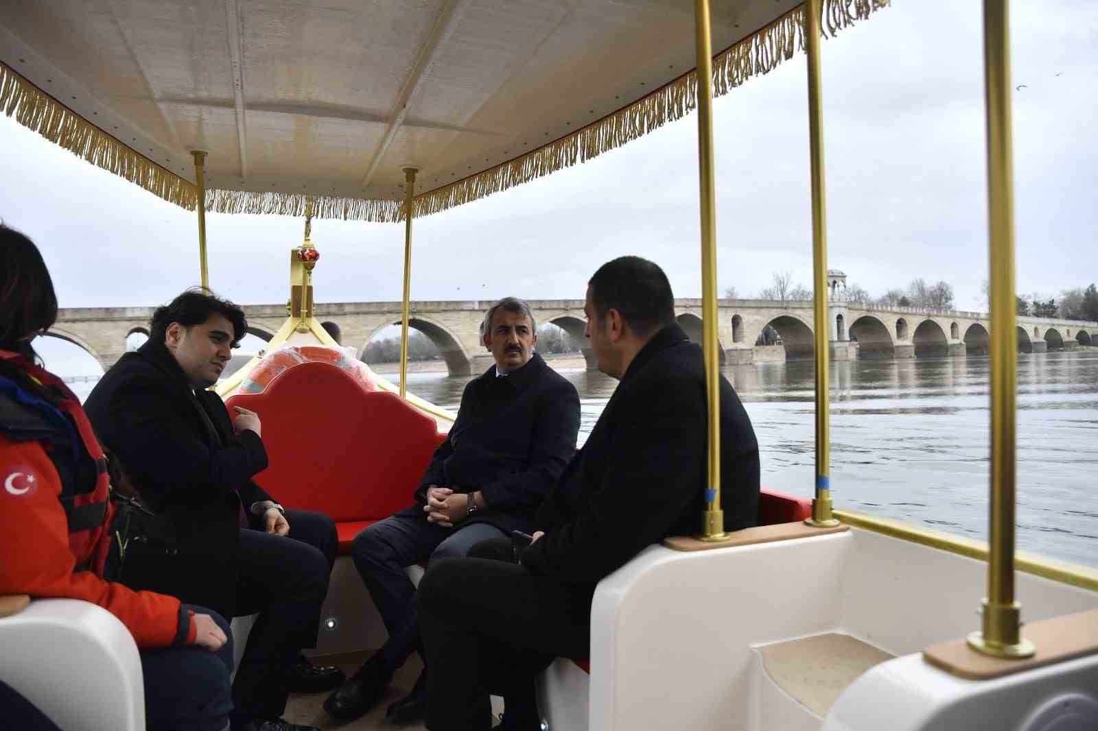 Meriç Nehri’nde kayık keyfi yapılacak