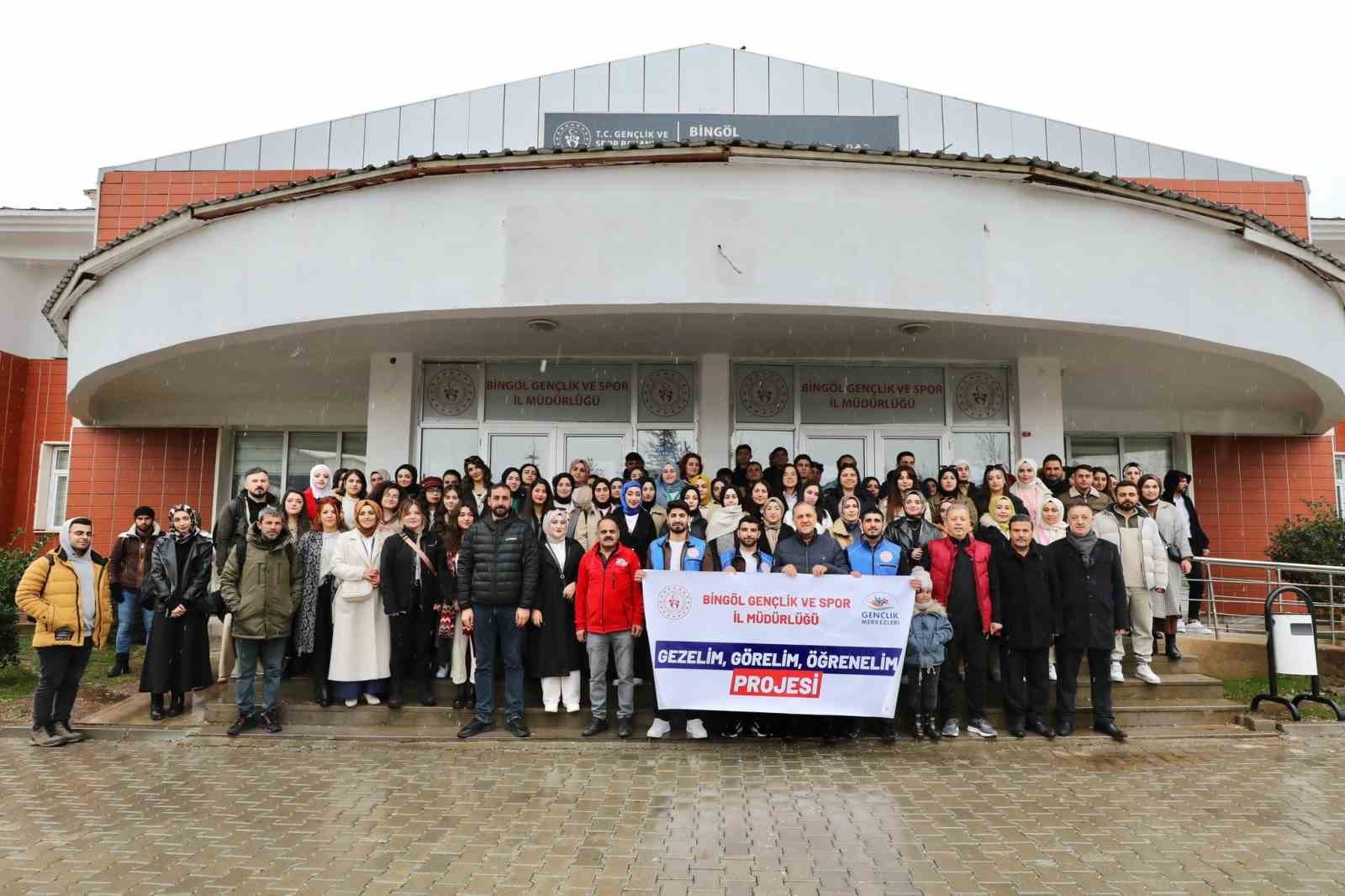 Bing&ouml;l&rsquo;den 100 &ouml;ğrenci Mardin gezisine g&ouml;nderildi
