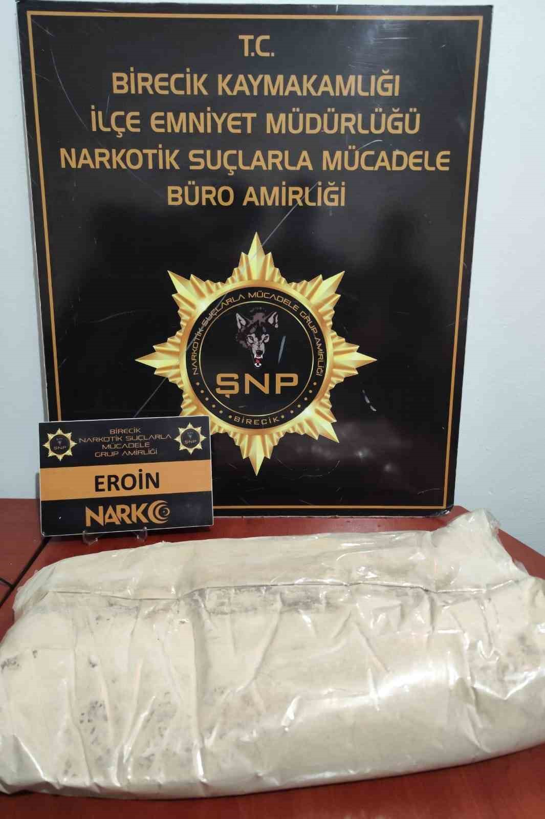 Şanlıurfa’da 3 kilo 100 gram eroin ele geçirildi