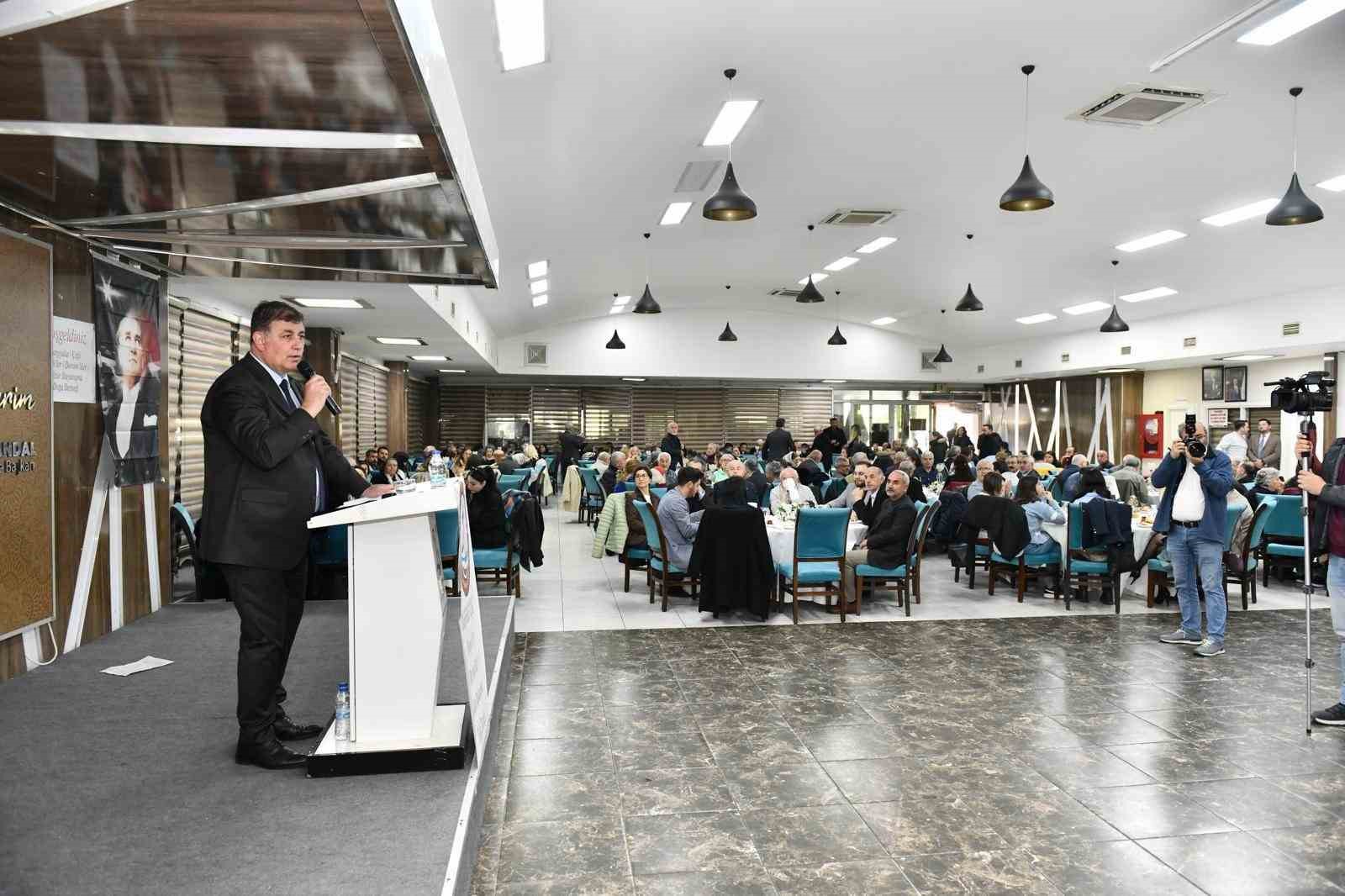 Ekrem İmamoğlu&rsquo;na destek veren Tun&ccedil; Soyer&rsquo;e İzmir adayı Cemil Tugay&rsquo;dan sitem
