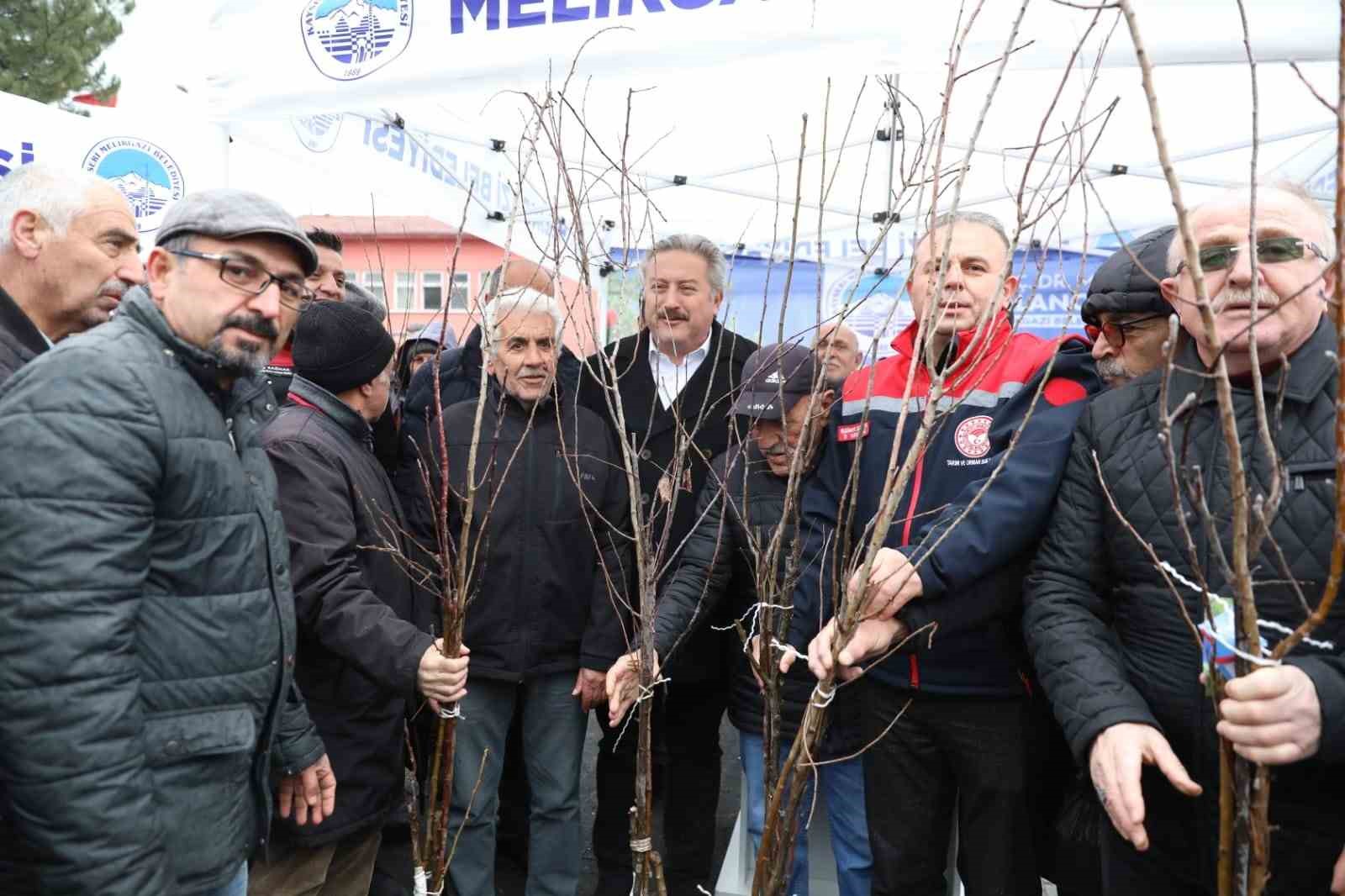 Melikgazi’de 535 bin metrekare meyve bahçesi olacak