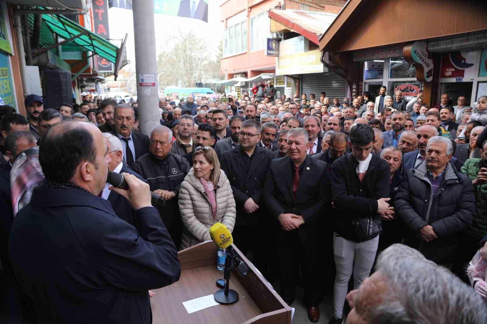 Başkan Altay Bozkır’da vatandaşlarla buluştu