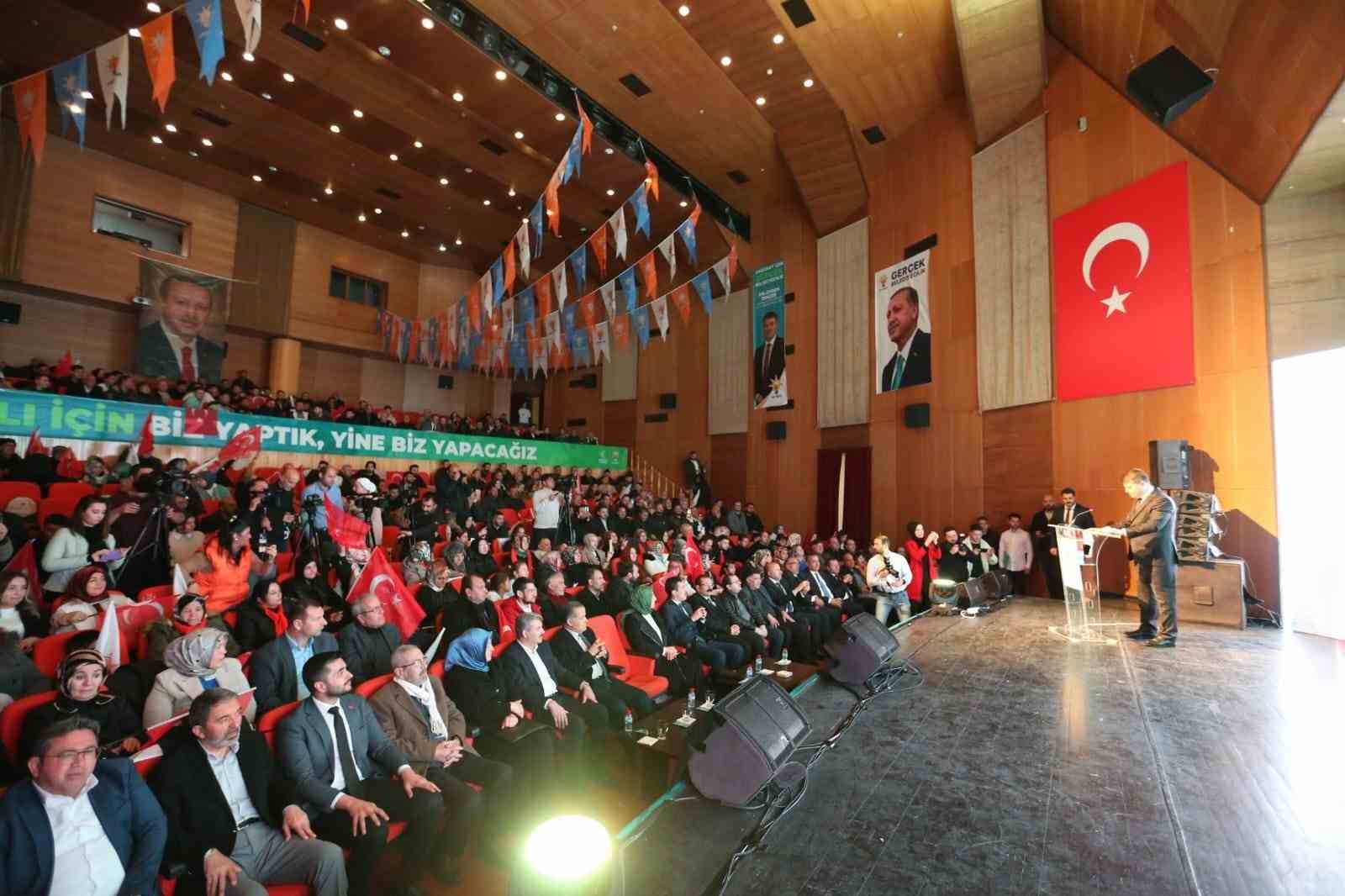 Başkan Dinçer 41 vizyon projeyi tanıttı